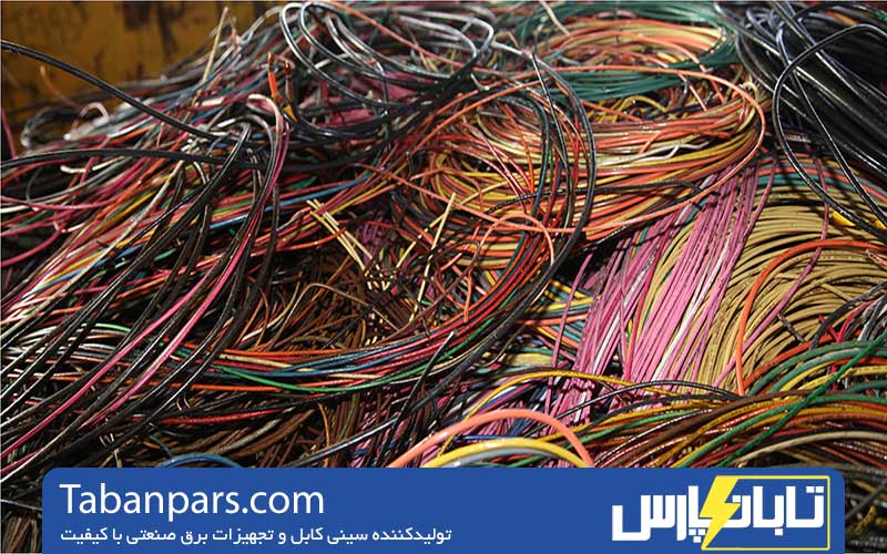 سینی کابل برای کابل کشی برق سه فاز 2 الزامات ایمنی در استفاده از سینی کابل برای کابل کشی برق سه فاز