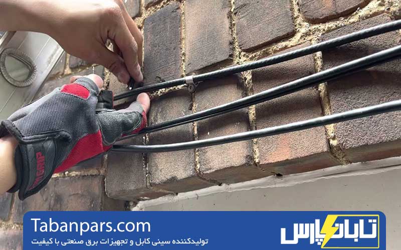 نصب سینی کابل روی دیوار بتنی 2 الزامات ایمنی در نصب سینی کابل روی دیوار بتنی